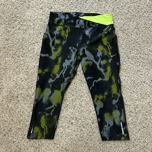 Nike Black and Green Patterned Leggings